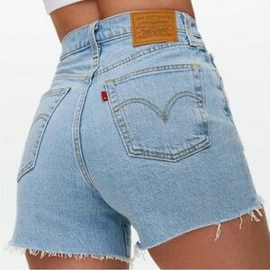 Levi's Ribcage Women's Classic Blue Jean Shorts